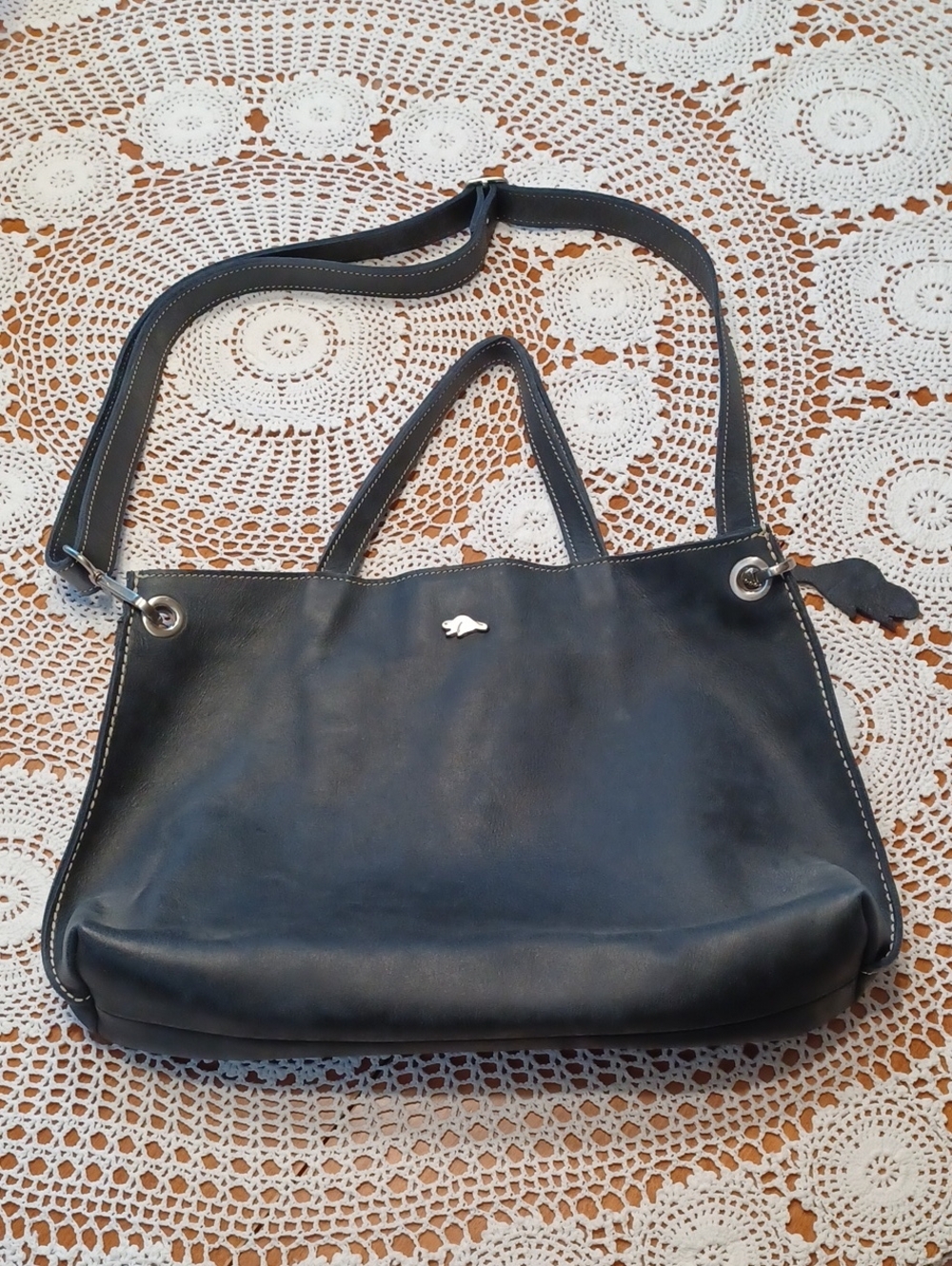 Dark Navy Blue Leather Roots Bag.
